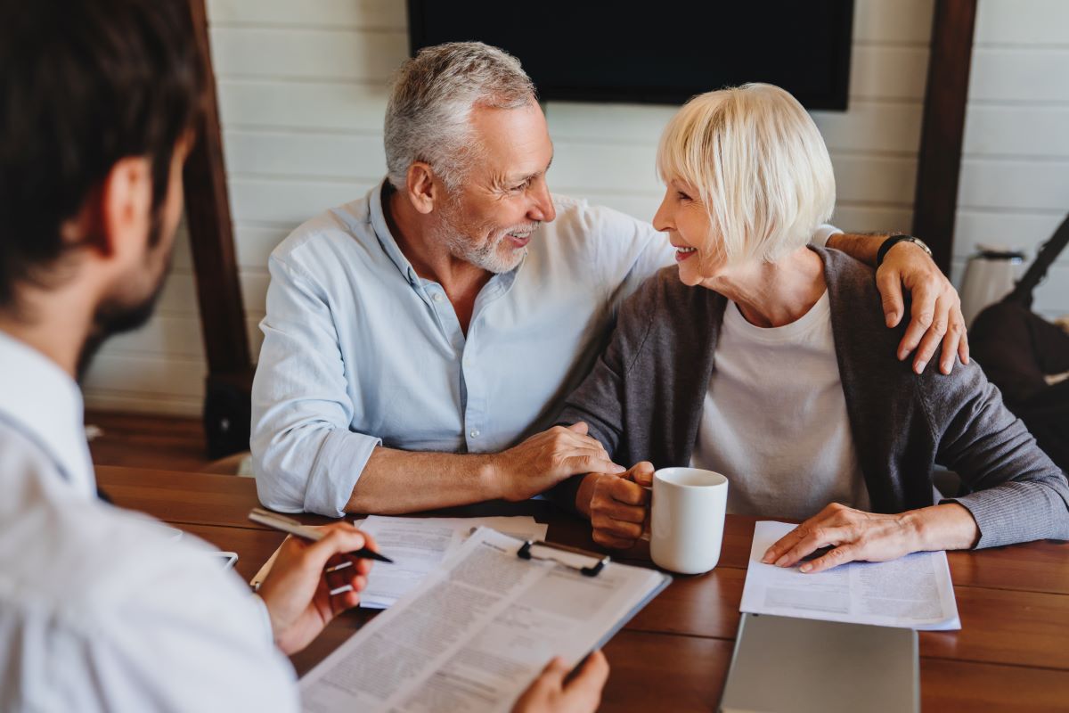 14 Ways for Seniors to Save Money on Homeowners Insurance