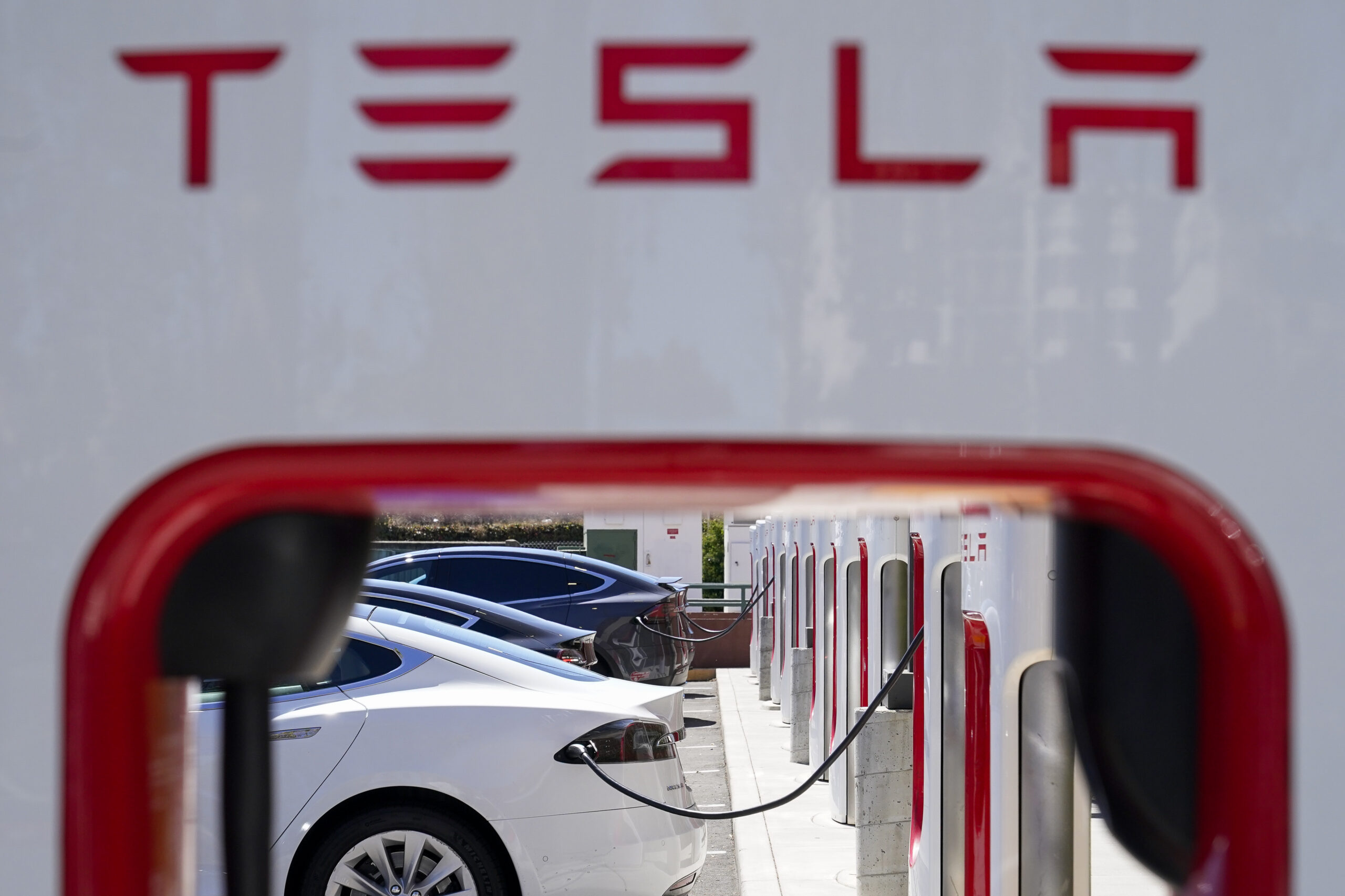 Man Torches Tesla Chargers in South Carolina But Catches His Clothes on Fire