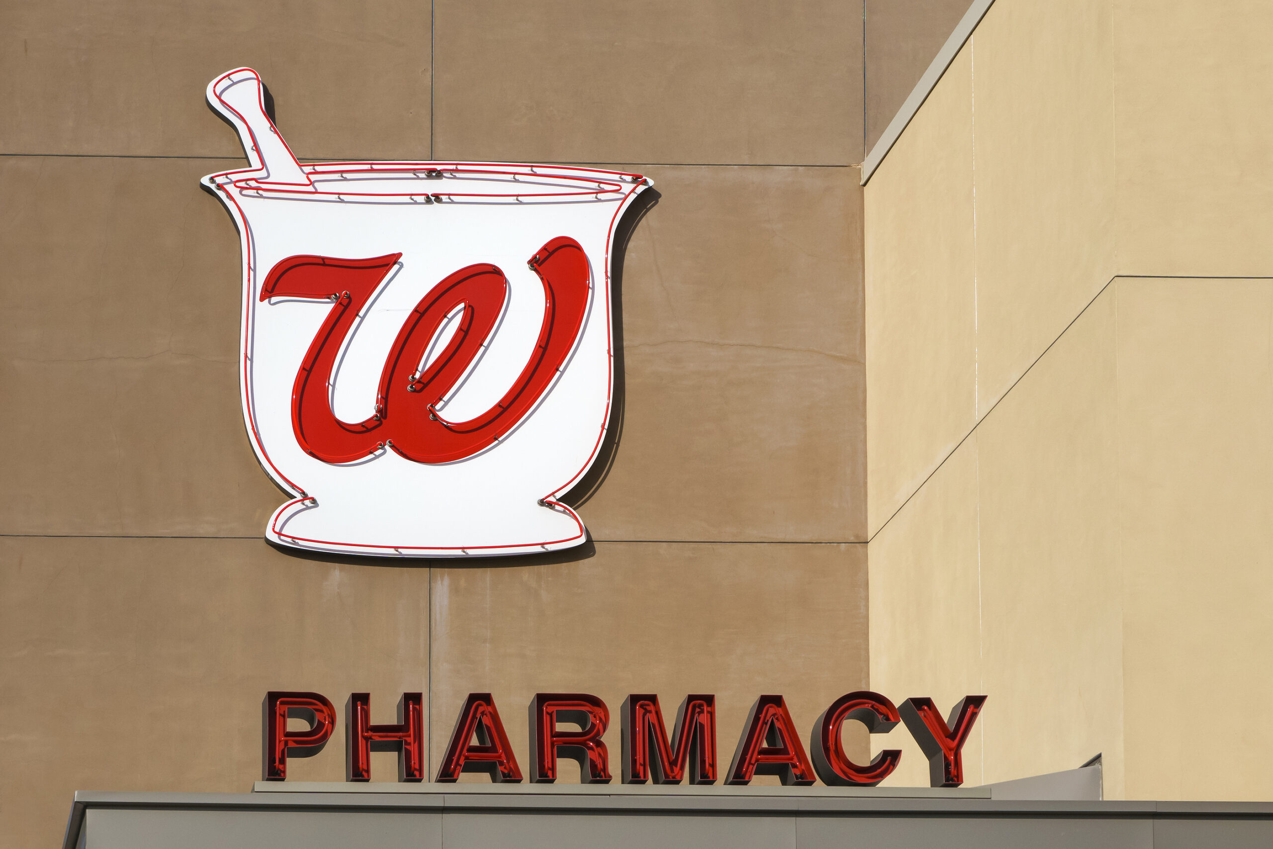 Walgreens to Pay $300 Million in US Opioid Settlement